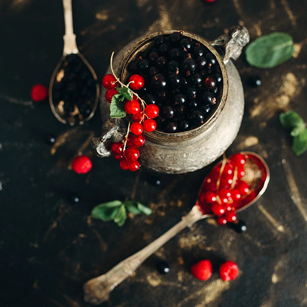 Christmas Day - Blackcurrant & Plum - Fragrance Oil (Luxaroma)