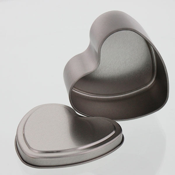 Travel Tins - 6oz Heart Shape - Silver - Seamless with Solid Lid